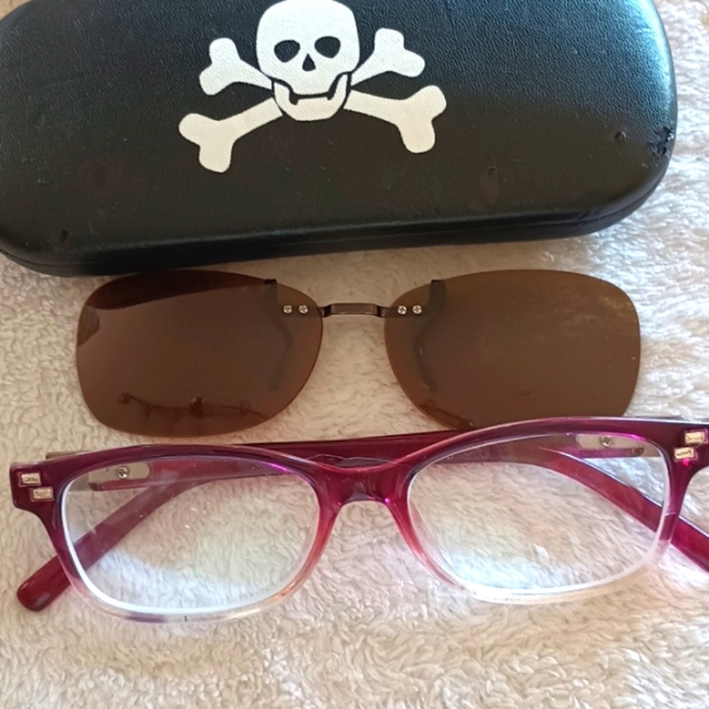 Women's Eyeglasses